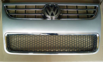 Volkswagen Touareg (07–09) Решётка радиатора, хром